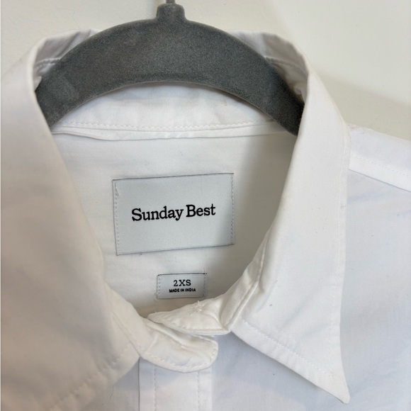 Sunday Best White Cropped Button-Down Shirt - Picture 3 of 7